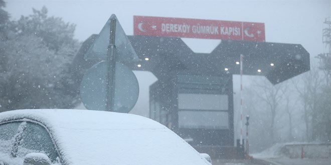 O ilin yüksek kesimlerinde kar yağışı başladı