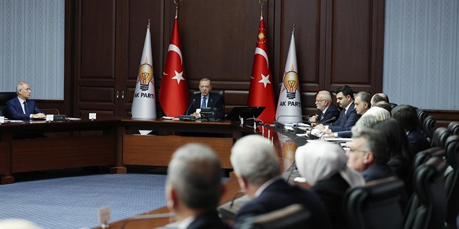 AK Parti MYK toplantısı sona erdi