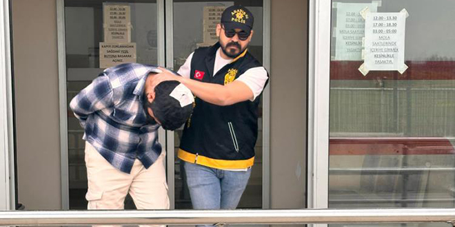 Kardeş katliamı: Öğretmen ağabeyini bıçaklayarak öldürdü