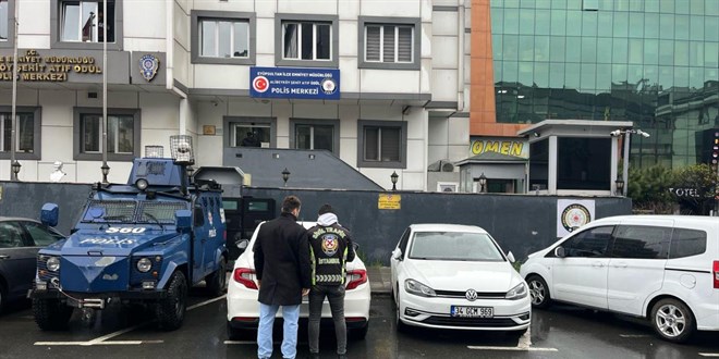 İstanbul'da ambulansa yol vermeyen sürücüye ceza