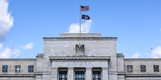 Fed Tutanaklar�: Ekonomik Belirsizlik ve Enflasyon Riski Art�yor