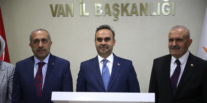 Bakan Kac�r: Uzayda Ba��ms�z Eri�im Hedefimiz