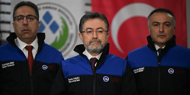 Bakan Yumaklı'dan işletmelere 'tavuk döner' uyarısı