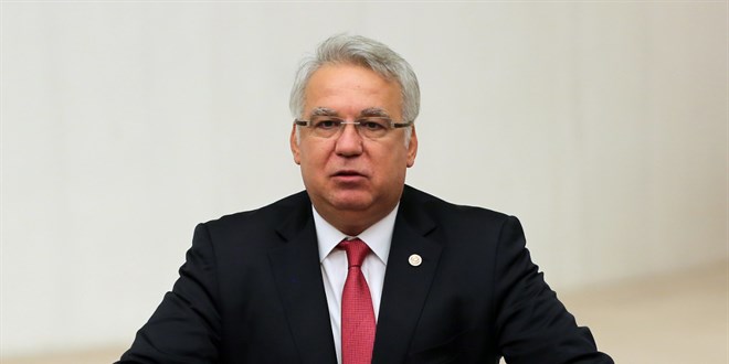 Eski AK Partili Vekil Kocab�y�k, partisinden ihra� edildi