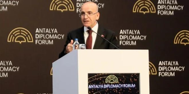 Mehmet Şimşek: Çin küresel imalatta öne geçti
