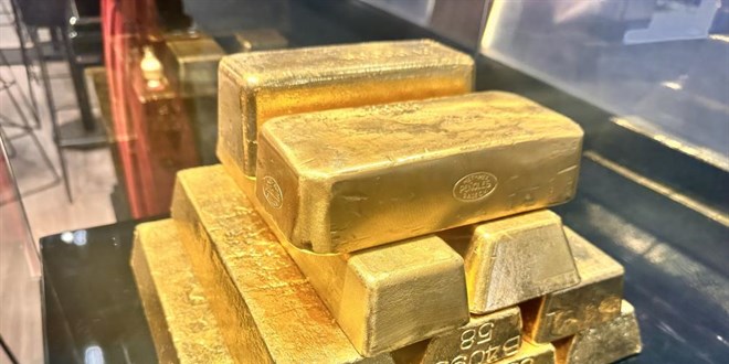 Altın Fiyatları Belirsizlik Ortamında Zirveye Çıktı