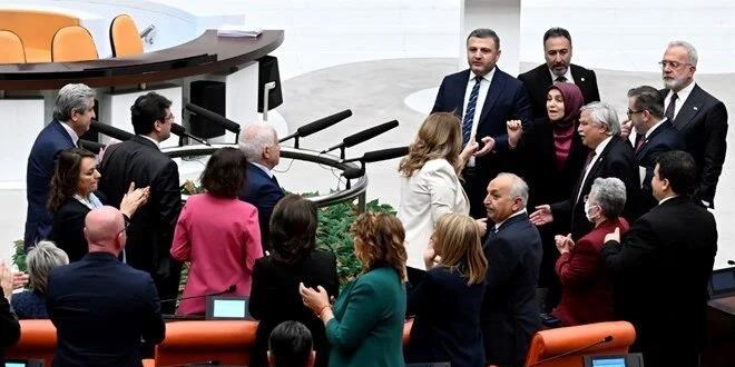 Meclis'te Okunan AYM'nin Atalay Kararı Tutanaklardan Silindi