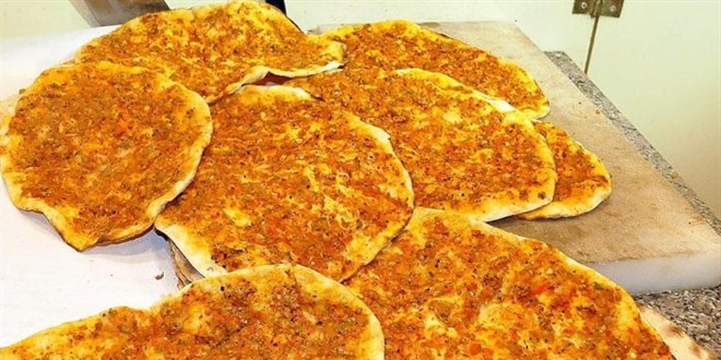 Lahmacunda Eşek Eti, Acukada Kanserojen Boya Çıktı