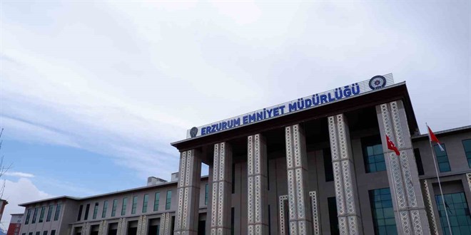 Erzurum'da Polis Memuru Kaza Sonucu Meslektaşını Yaraladı