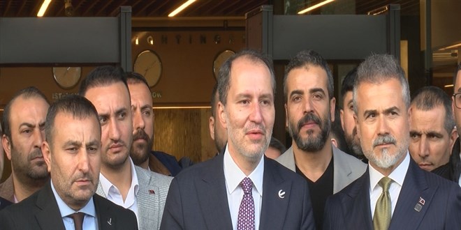 Siyasilerden Sırrı Süreyya Önder'e hastanede ziyaret
