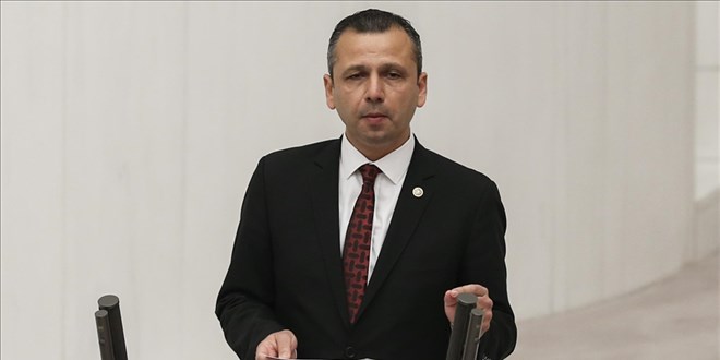 TBMM'de Kürsüye Zarar Veren Vekil Tazminat Ödeyecek