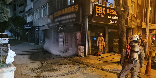 İstanbul'da 6 Katlı Binada Doğal Gaz Yangını