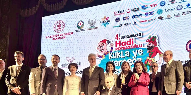 4. Uluslararası Hadi Poyrazoğlu Kukla ve Karagöz Festivali, Geleneksel Gölge Oyunu ile Başladı