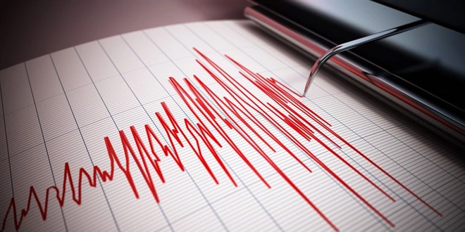İstanbul'da 6.2 Büyüklüğünde Deprem Paniği