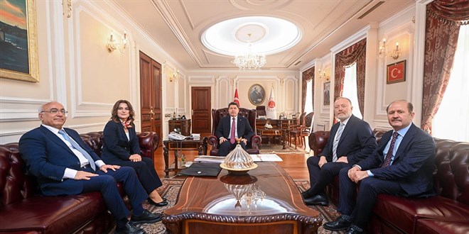 Adalet Bakanı Tunç, DEM Parti Heyetini Kabul Etti