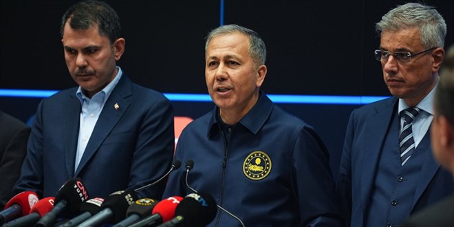 Bakanların Deprem Sonrası Açıklamaları