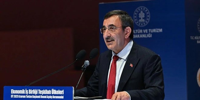 Türkiye'nin Turizm Geliri 2024'te 61 Milyar Doları Aşacak