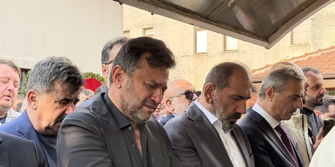 Bülent Uygun'un kızı son yolculuğuna uğurlandı