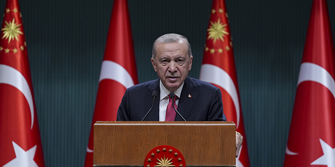 Erdoğan: İstanbul siyasi ikbal heveslerine kurban edilecek şehir değil