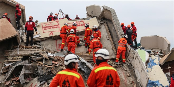 16 İlin Sağlık Teşkilatı İstanbul'da Deprem Tatbikatı Yaptı
