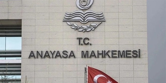AYM, TTB Kanunu'nun 39. maddesini iptal etti