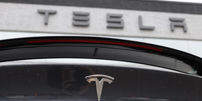 Tesla Tarihinin En Zorlu Dönemini Yaşıyor