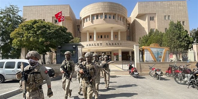 Askere gitmek istemeyenlere sahte rapor verdiler: 3 ilde 30 gözaltı