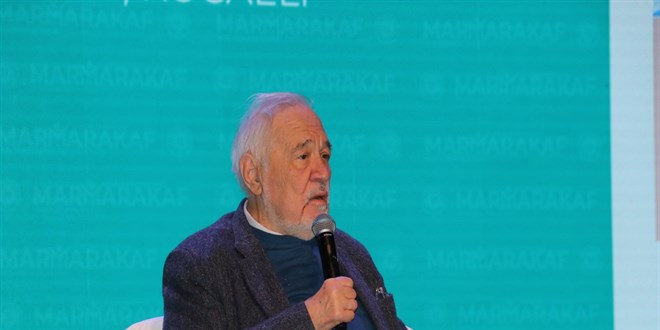 İlber Ortaylı'dan Gençlere Uyarı: Sızarak Yükselmenin Sonu Kokar