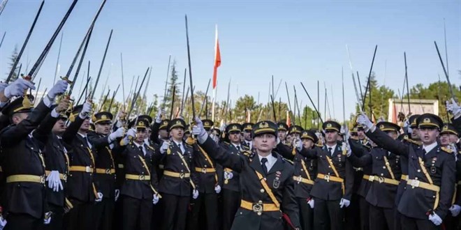ddialar sonrasnda, 'ajan' kelimesinin anlam akland