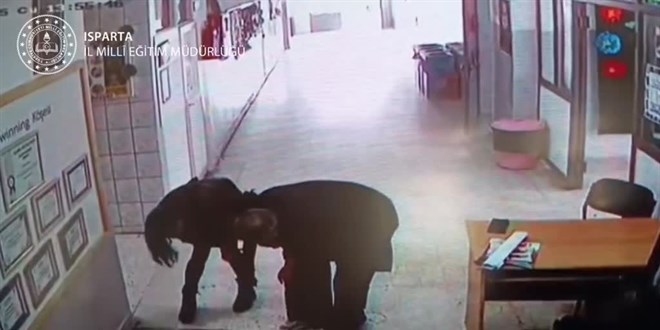 retmen Heimlich Manevrasyla renciyi Kurtard