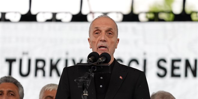 Ergn Atalay'dan Asgari cret Aklamas