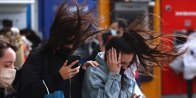 Diyarbakr ve evre illerde kuvvetli rzgar uyars