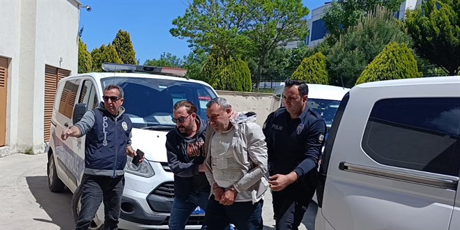 Tart��t��� o�lunu t�fekle vurarak �ld�ren baba tutukland�