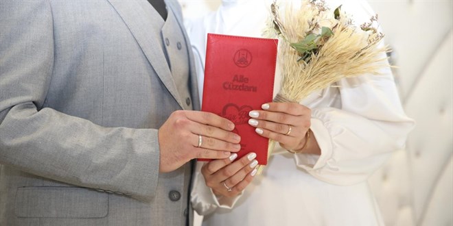 Aile ve Gen�lik Fonu'na 110 Bin Ba�vuru Yap�ld�