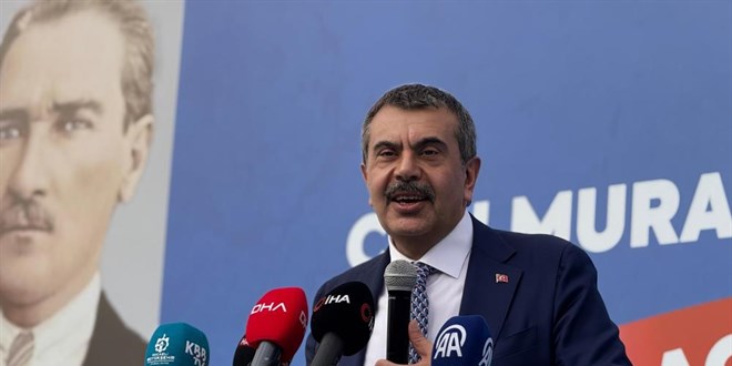 Bakan Tekin'den Belediyelere Tepki: 10 Metrekare in Dava Ayorlar
