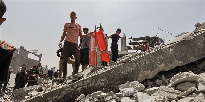 �srail'in Gazze'ye Hava Sald�r�lar�: 92 Filistinli Hayat�n� Kaybetti