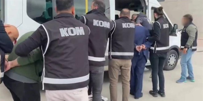 Sahte belgelerle 50 milyarlık vurgun: 17 kişi tutuklandı!