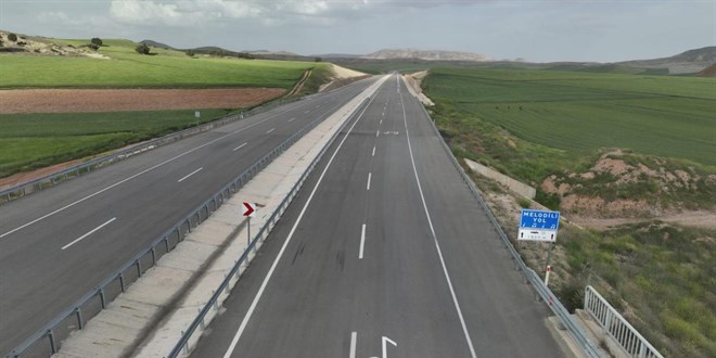 Trkiye'de lk Melodili Yol: Mozart'n Trk Mar Ankara'da