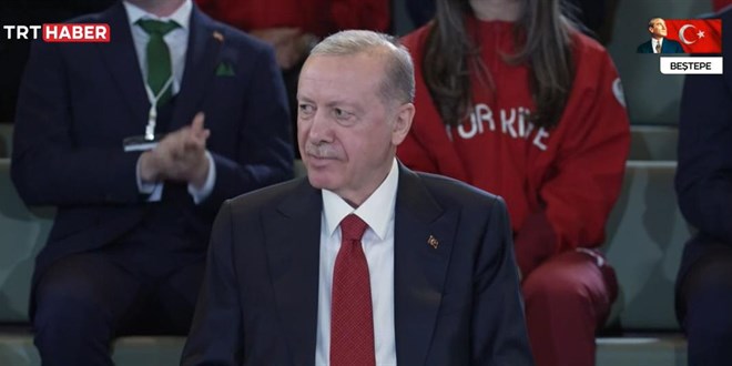 Erdoan'dan Genlere: Sizlere Terrn Olmad Trkiye'yi Emanet Edeceiz
