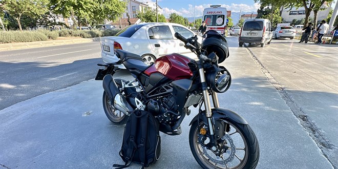 Motosikletin yayalara çarpması sonucu 1 kişi öldü
