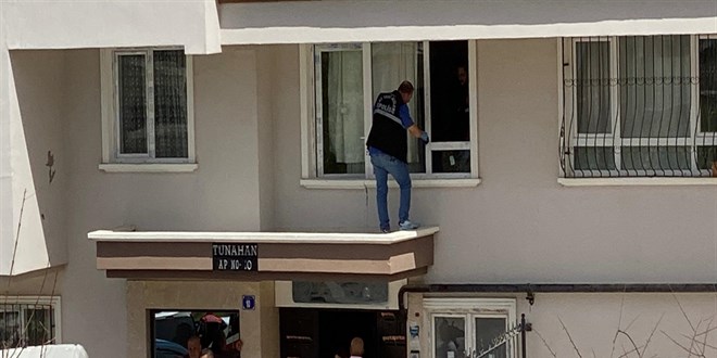 Liseli Sultan, evinde başından vurulmuş halde ölü bulundu