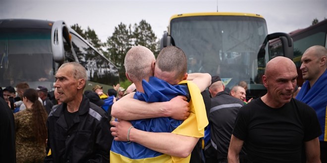 Rusya ve Ukrayna esir takasn tamamlad