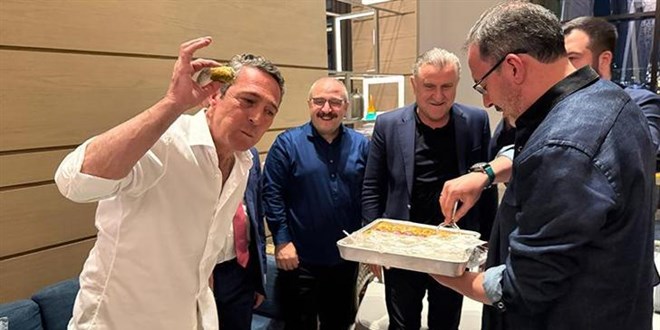 THY Euroleague Final Four final ma ncesinde Ali Ko'a baklava ikram