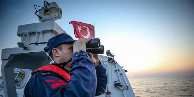 Ayvalk Maden Adas'nda Mahsur Kalan 27 Kii Kurtarld