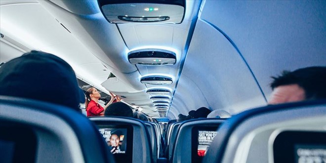 Uakta Erken Ayaa Kalkan Yolculara Para Cezas Uygulamas