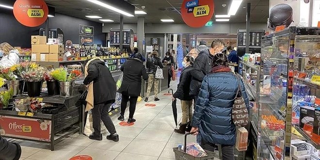 İsviçre'de Coca Cola krizi! Rafları Türk markası doldurdu