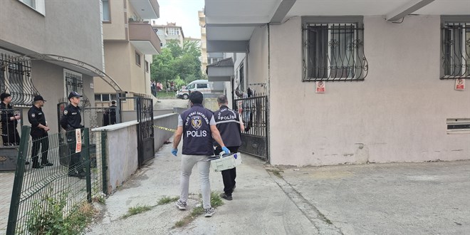 Tekirdağ'da apartmanın 5. katından düşen çocuk öldü