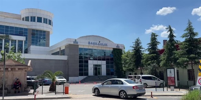 Edremit Belediyesi'ne 'Rvet' Operasyonu: 6 Gzalt