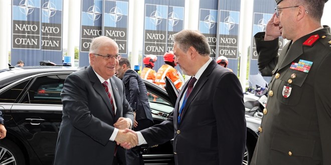 Bakan Yaar Gler'den NATO Daimi Temsilcilii'ne Ziyaret