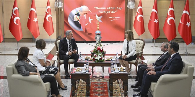 MHP ve DEM Parti Kurban Bayram'nda Bar Mesaj Verdi